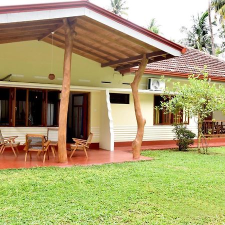 Villa Polhena Matara Exteriör bild