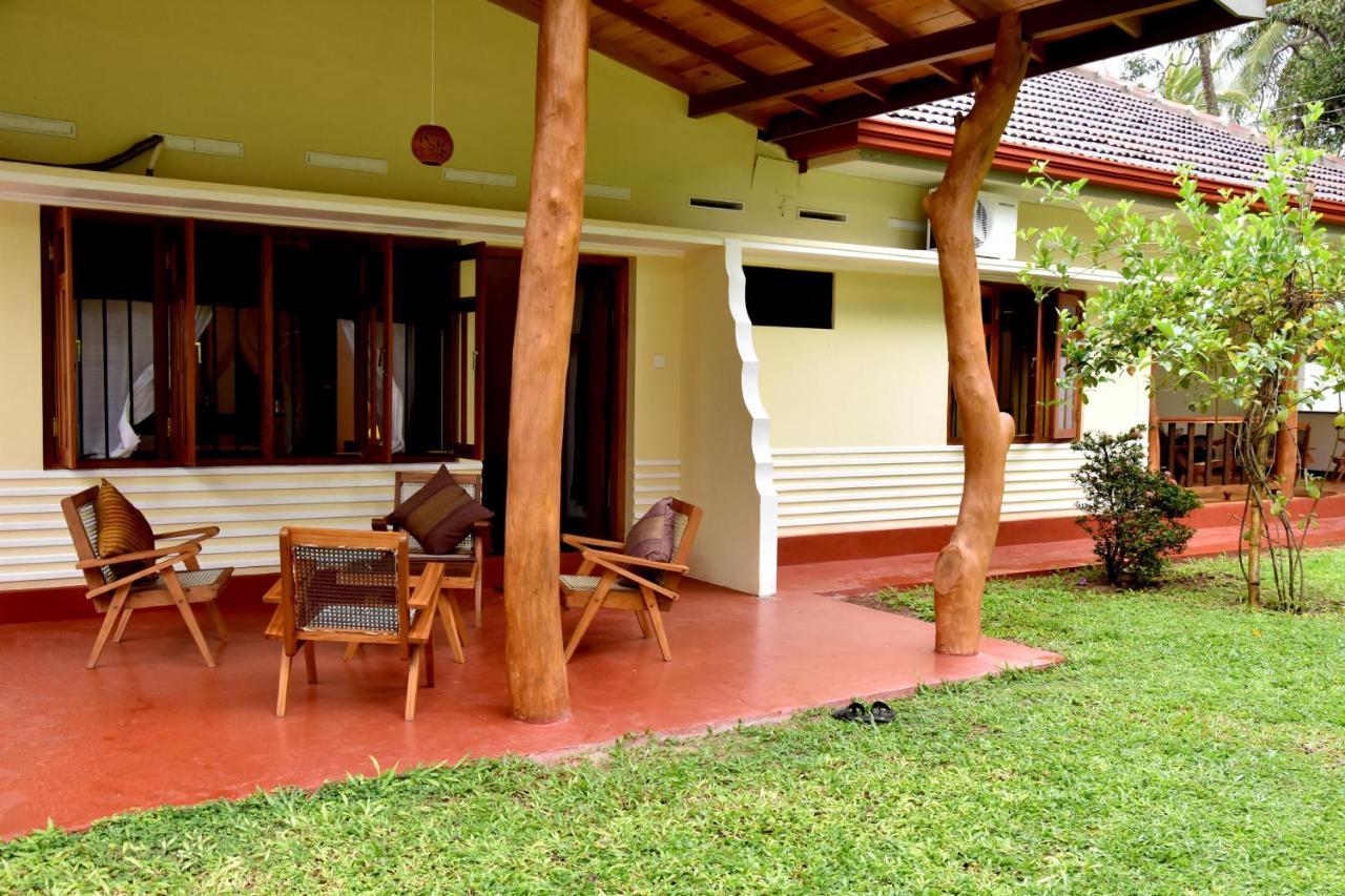 Villa Polhena Matara Exteriör bild